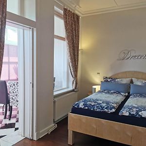 Zimmer mit Queensize-Bett